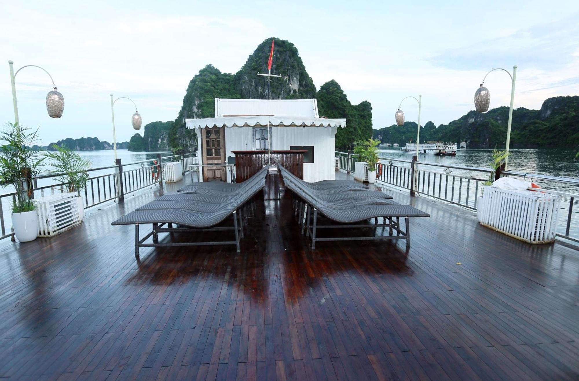 Garden Bay Classic Cruise Ha Long Dış mekan fotoğraf
