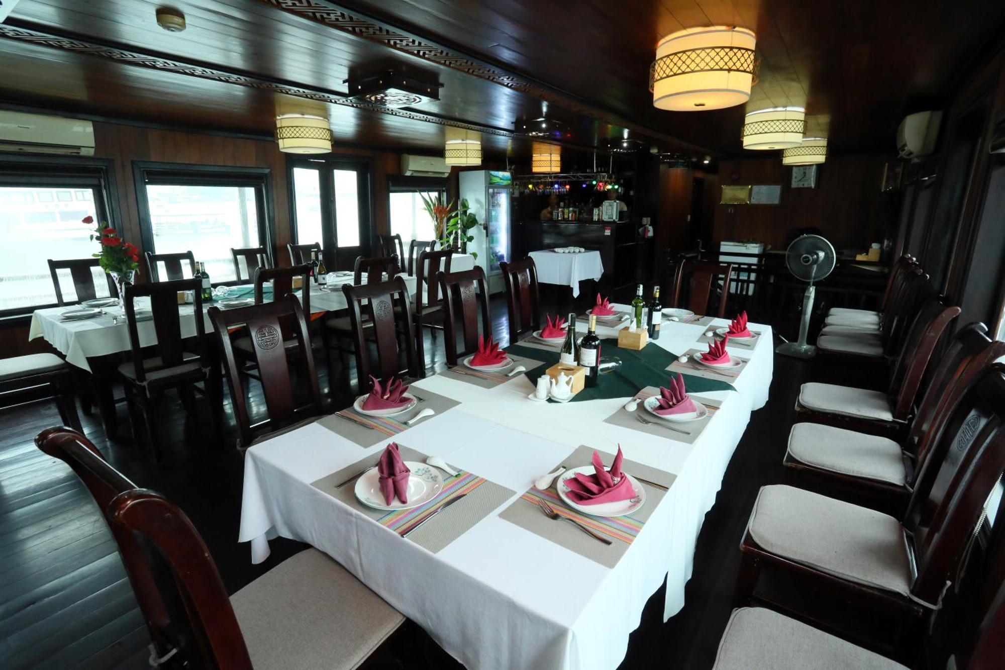 Garden Bay Classic Cruise Ha Long Dış mekan fotoğraf