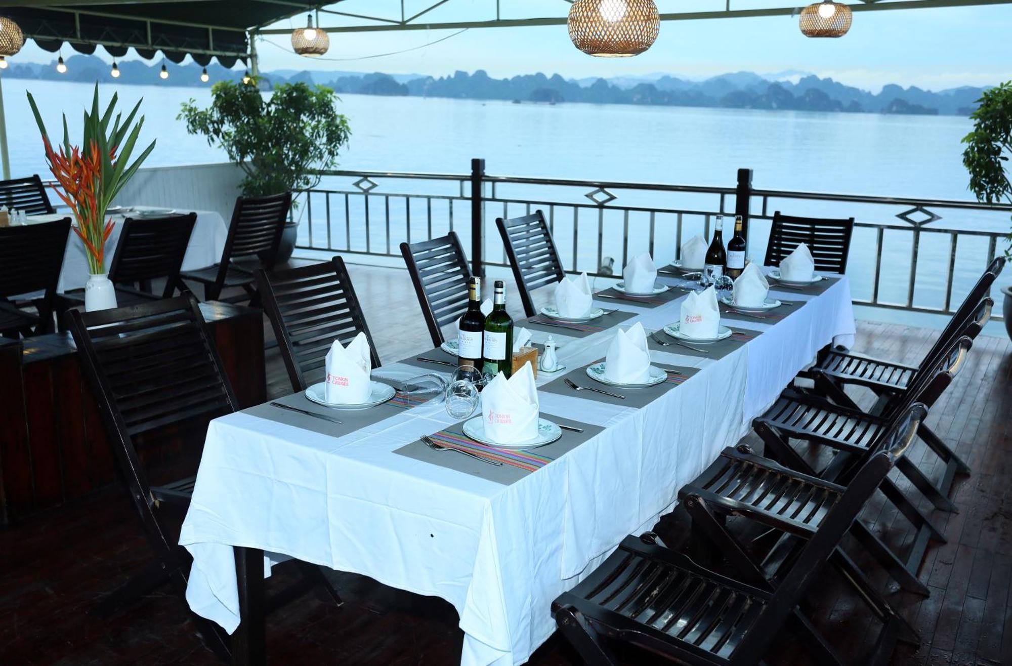 Garden Bay Classic Cruise Ha Long Dış mekan fotoğraf