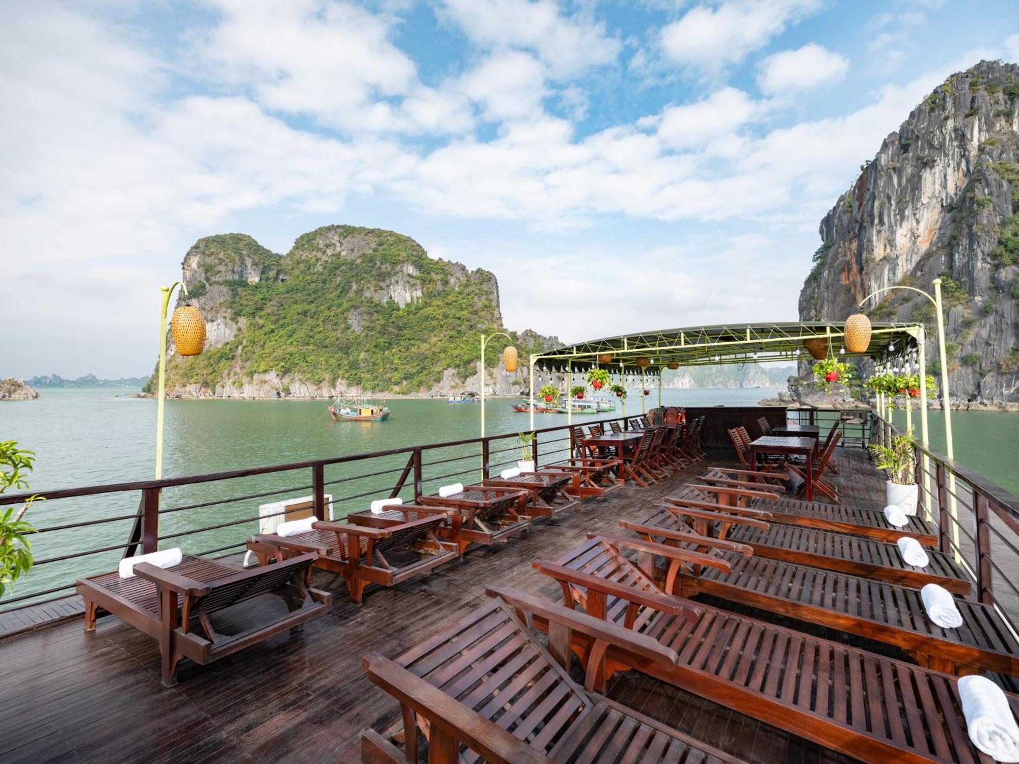 Garden Bay Classic Cruise Ha Long Dış mekan fotoğraf